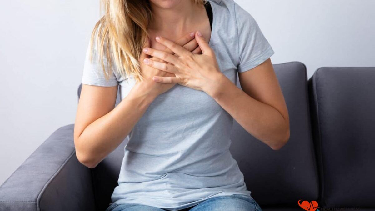 What causes acid reflux?